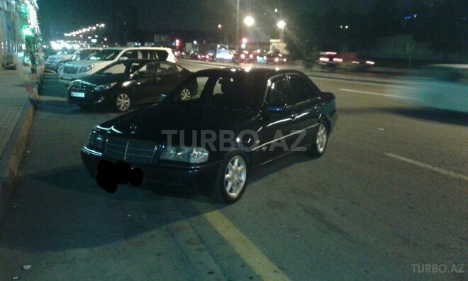 Mercedes C 180 1997, 298,000 km - 1.8 л - Bakı