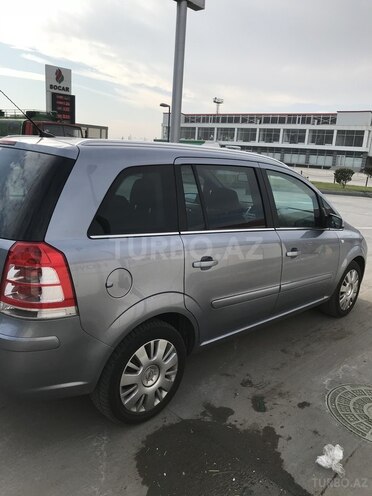 Opel Zafira 2008, 178,000 km - 1.6 l - Bakı