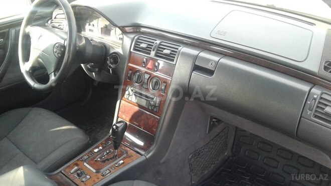 Mercedes C 220 2002, 312,216 km - 2.2 l - Bakı