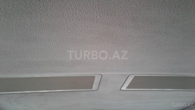 Mercedes E 220 2001, 318,214 km - 2.2 l - Bakı