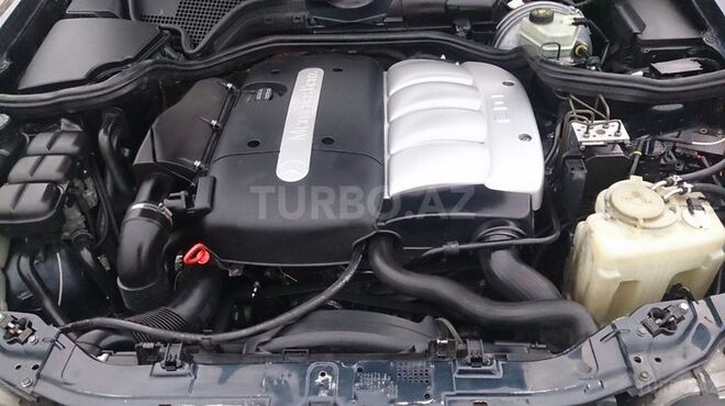 Mercedes E 220 2001, 276,218 km - 2.2 l - Bakı