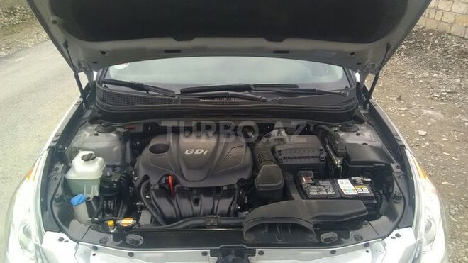 Hyundai Sonata 2014, 72,200 km - 2.4 л - Şəki