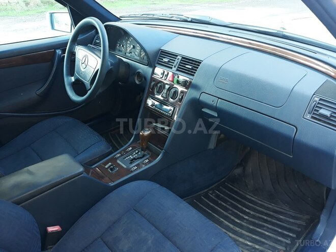 Mercedes C 240 1997, 248,000 km - 2.4 l - Bakı
