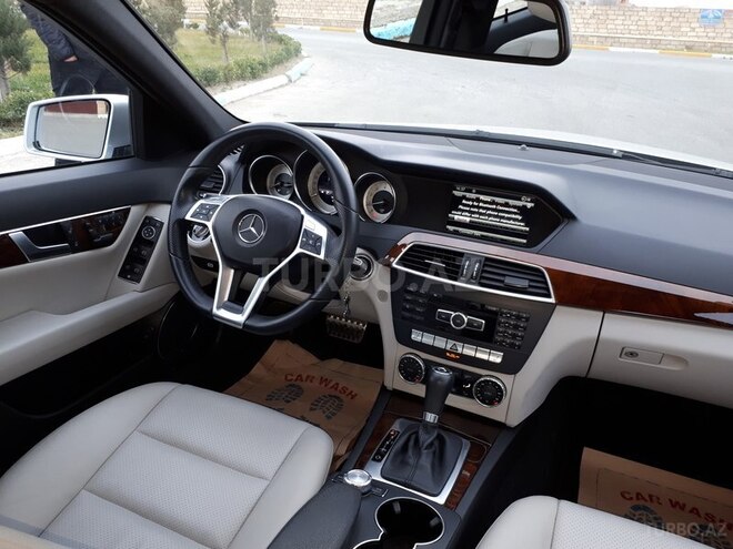 Mercedes C 250 2012, 46,000 km - 1.8 l - Bakı