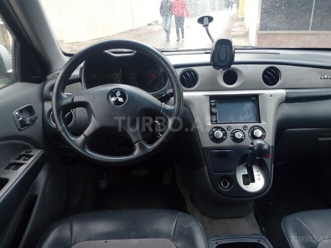 Mitsubishi Airtrek 2003, 197,000 km - 2.4 l - Xırdalan