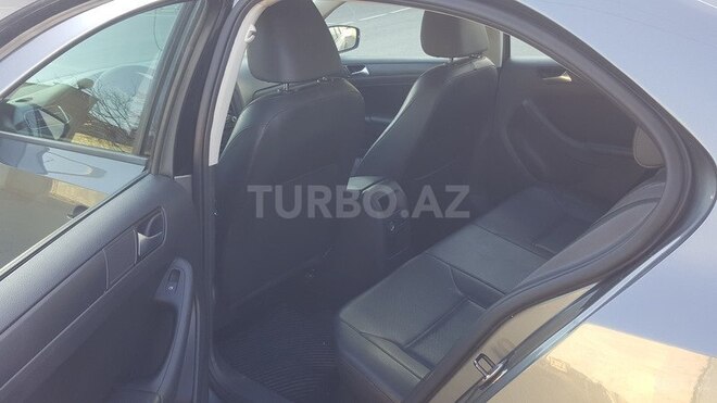 Volkswagen Jetta 2014, 46,000 km - 1.8 л - Gəncə