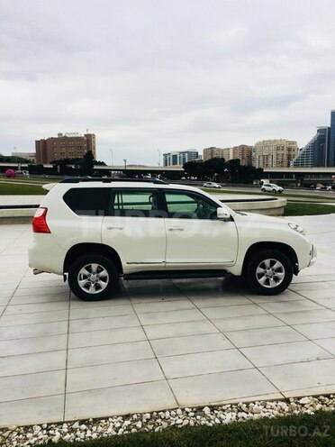 Toyota Prado 2009, 119,000 km - 2.7 l - Bakı