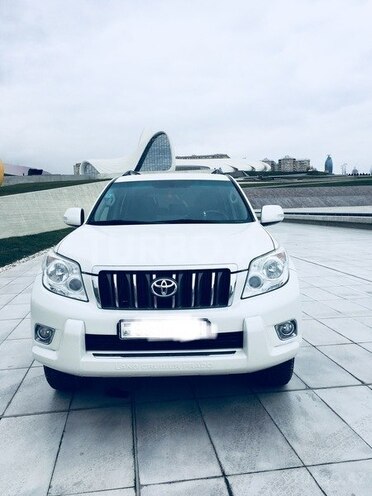 Toyota Prado 2009, 119,000 km - 2.7 l - Bakı