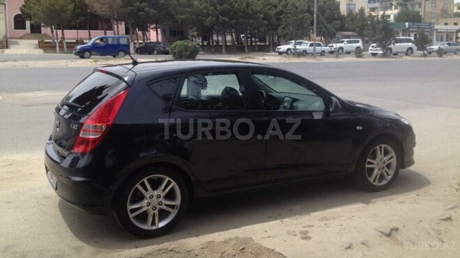 Hyundai i30 2009, 158,000 km - 2.0 l - Sumqayıt