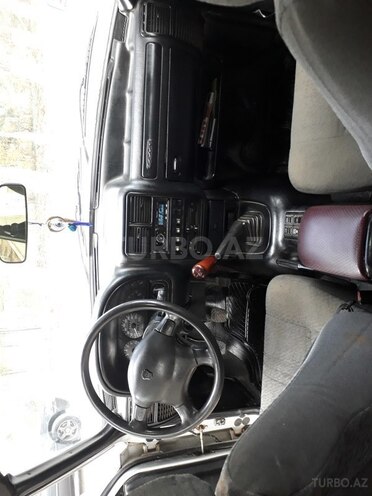 GAZ 3110 2003, 92,000 km - 2.4 l - Sumqayıt