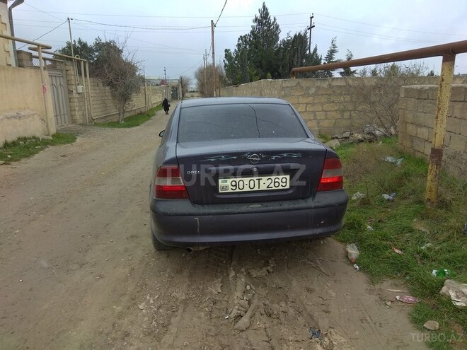 Opel Vectra 1997, 230,000 km - 1.6 l - Bakı