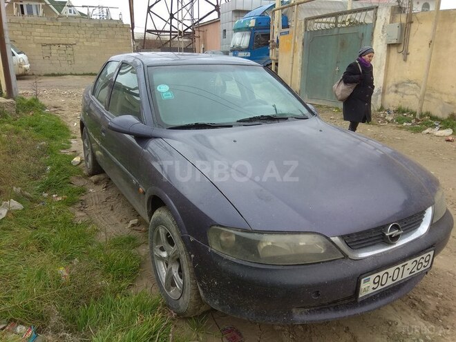 Opel Vectra 1997, 230,000 km - 1.6 l - Bakı