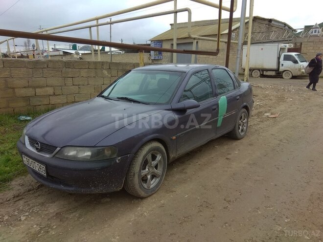 Opel Vectra 1997, 230,000 km - 1.6 l - Bakı