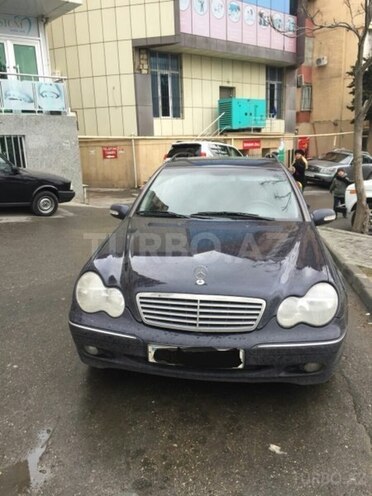 Mercedes C 220 2002, 367,000 km - 2.2 l - Bakı