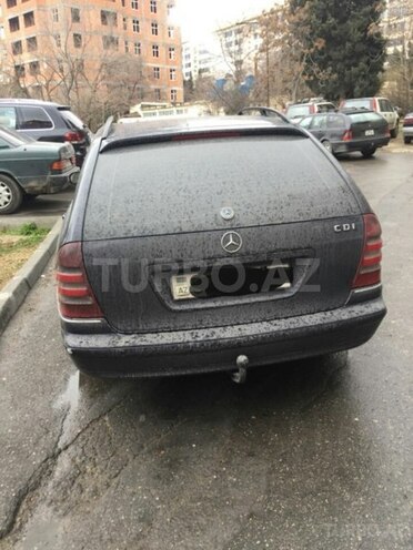 Mercedes C 220 2002, 367,000 km - 2.2 l - Bakı