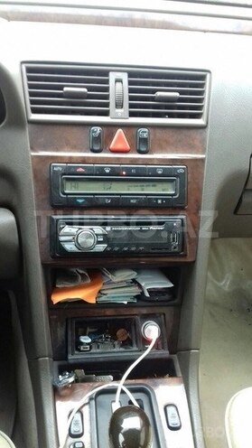 Mercedes C 220 1996, 263,560 km - 2.2 л - Bakı