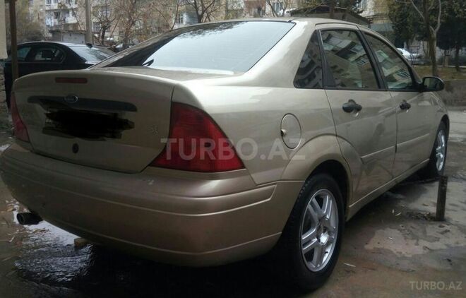 Ford Focus 2000, 178,000 km - 2.0 л - Bakı