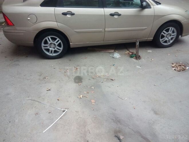 Ford Focus 2000, 178,000 km - 2.0 л - Bakı