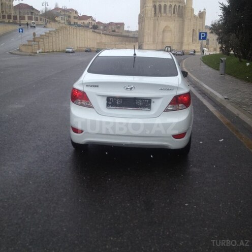 Hyundai Accent 2011, 117,000 km - 1.6 l - Bakı