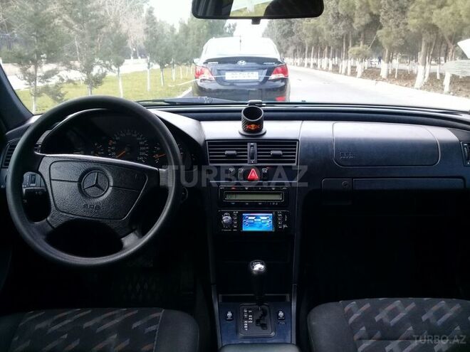 Mercedes C 200 1998, 218,000 km - 2.0 l - Sumqayıt