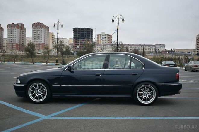 BMW 528 1998, 405,000 km - 2.8 l - Bakı
