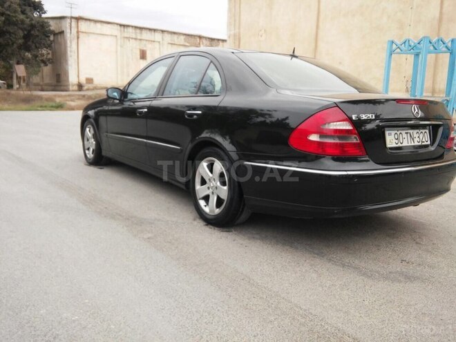 Mercedes E 320 2002, 270,000 km - 3.2 л - Bakı
