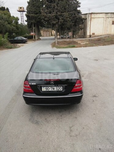 Mercedes E 320 2002, 270,000 km - 3.2 л - Bakı