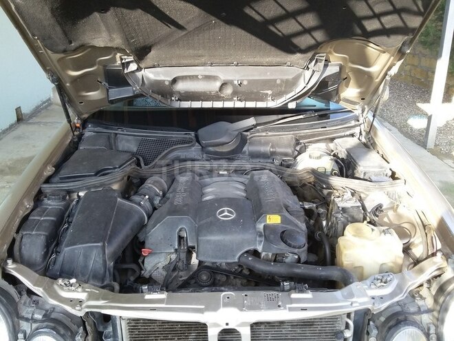 Mercedes E 240 2000, 289,673 km - 0.2 l - Xırdalan