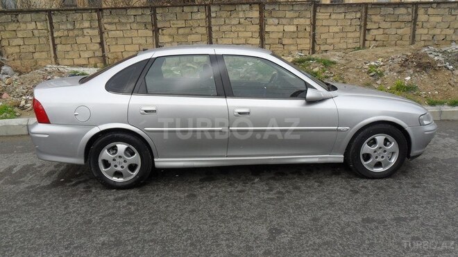 Opel Vectra 2000, 199,000 km - 2.0 l - Bakı
