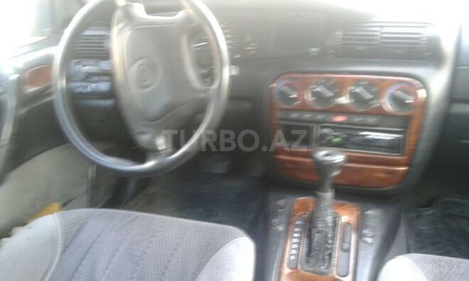 Opel Omega 1995, 250,000 km - 2.0 l - Bakı