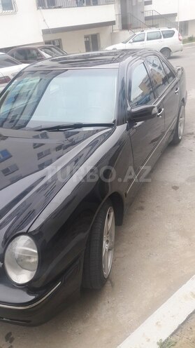 Mercedes E 320 2001, 244,300 km - 3.2 l - Bakı