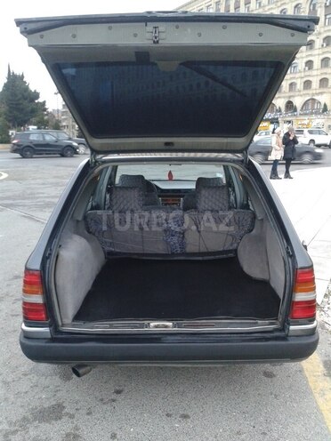 Mercedes E 250 1990, 480,256 km - 2.5 l - Bakı