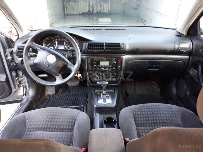 Volkswagen Passat 2003, 195 km - 0.2 l - Ağdam