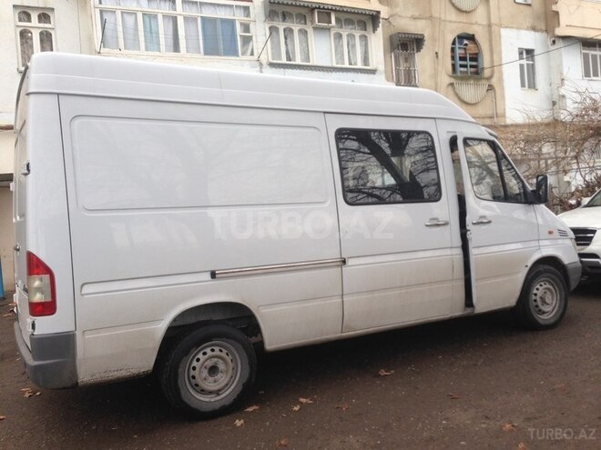 Mercedes Sprinter 210 2001, 450,000 km - 2.2 л - Şəmkir