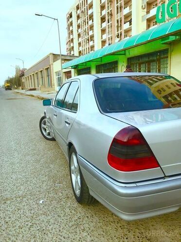 Mercedes C 240 1998, 330,000 km - 2.4 l - Bakı