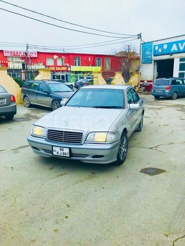 Mercedes C 240 1998, 330,000 km - 2.4 l - Bakı
