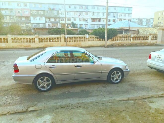 Mercedes C 240 1998, 330,000 km - 2.4 l - Bakı