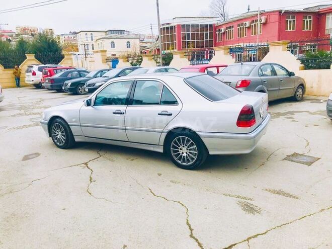 Mercedes C 240 1998, 330,000 km - 2.4 l - Bakı