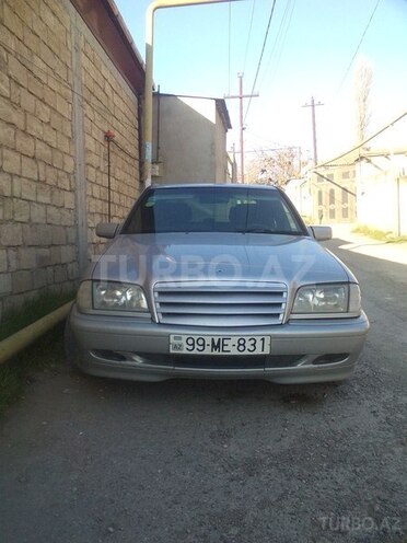 Mercedes C 200 2000, 207,000 km - 2.0 l - Bakı