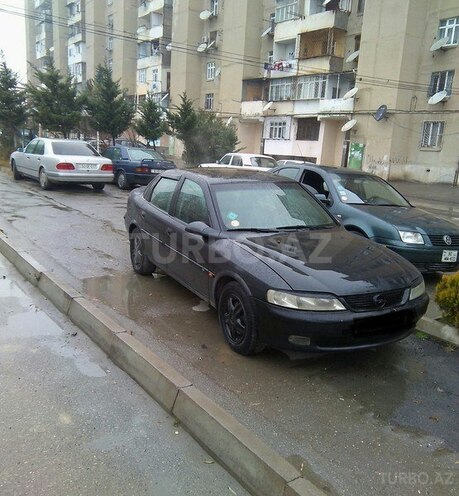 Opel Vectra 1997, 150,000 km - 1.8 л - Bakı