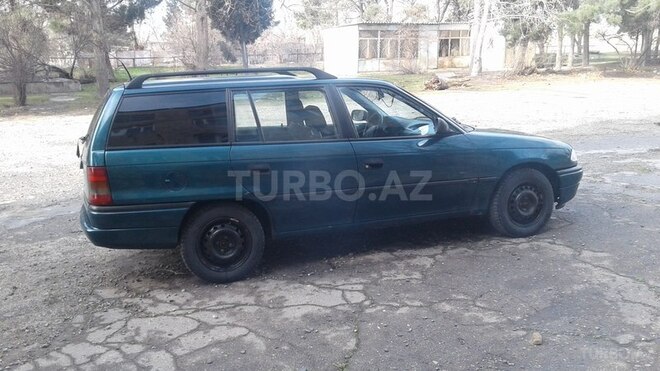 Opel Astra 1997, 236,000 km - 1.6 l - Sumqayıt