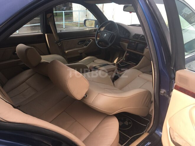 BMW 528 1999, 437,088 km - 2.8 l - Bakı