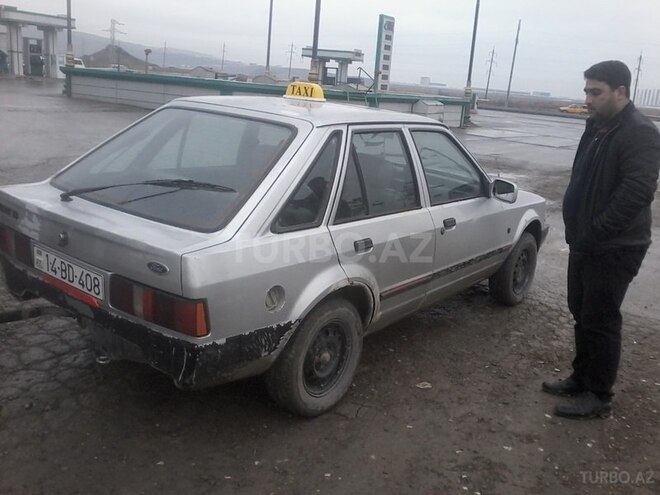 Ford Escort 1990, 235,000 km - 1.3 l - Bakı