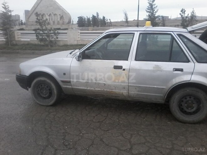 Ford Escort 1990, 235,000 km - 1.3 l - Bakı