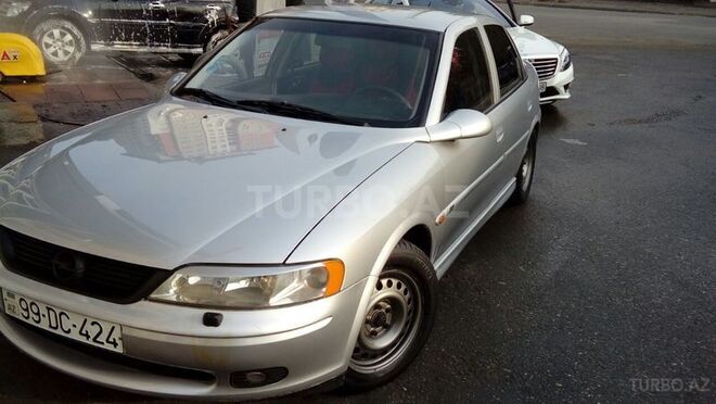 Opel Vectra 2000, 320,000 km - 1.8 l - Bakı