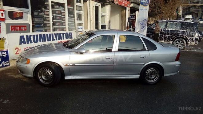 Opel Vectra 2000, 320,000 km - 1.8 l - Bakı