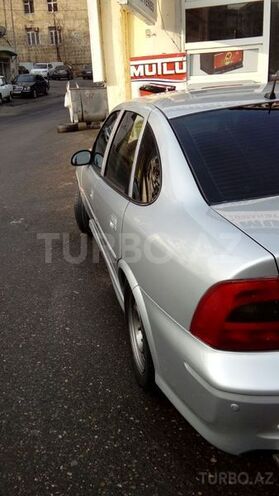 Opel Vectra 2000, 319,500 km - 1.8 л - Bakı