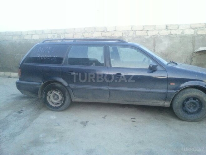 Volkswagen Passat 1994, 326,000 km - 1.9 l - Sumqayıt