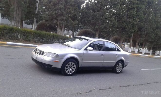 Volkswagen Passat 2002, 278,000 km - 1.8 l - Sumqayıt