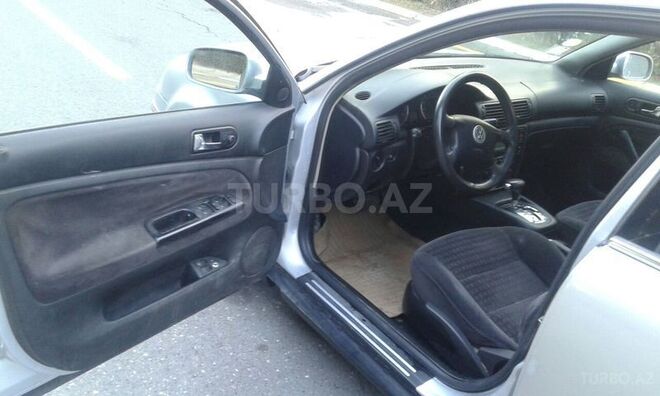 Volkswagen Passat 2002, 278,000 km - 1.8 l - Sumqayıt